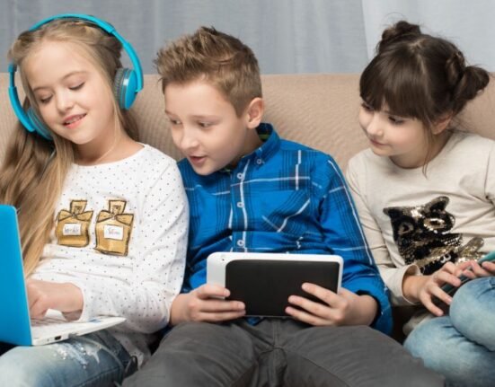 what-are-the-effects-of-smartphones-and-technology-on-children