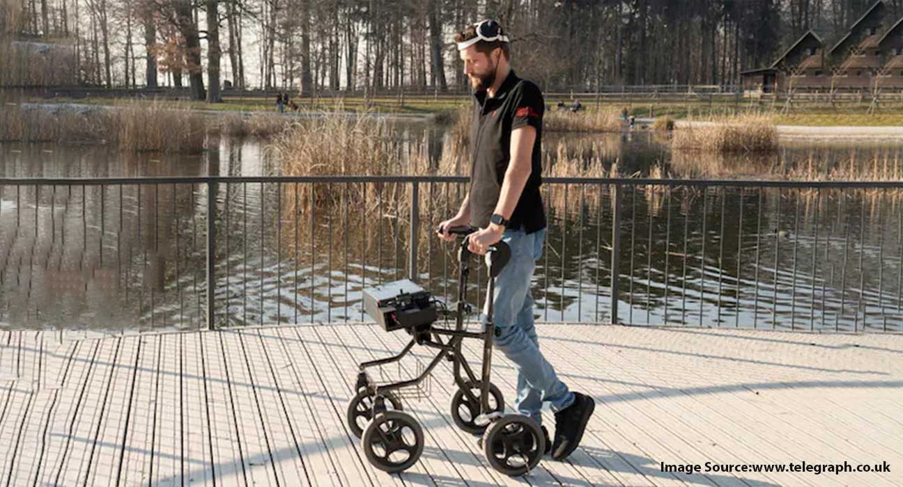 An Amazing Invention Allowed A Paralyzed Man To Walk Normally an-amazing-invention-allowed-a-paralyzed-man-to-walk-normally