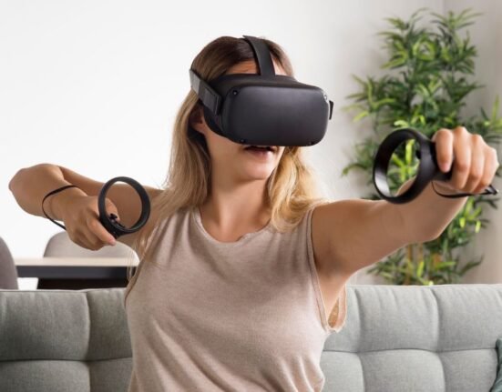 what-is-virtual-reality-therapy-vrt