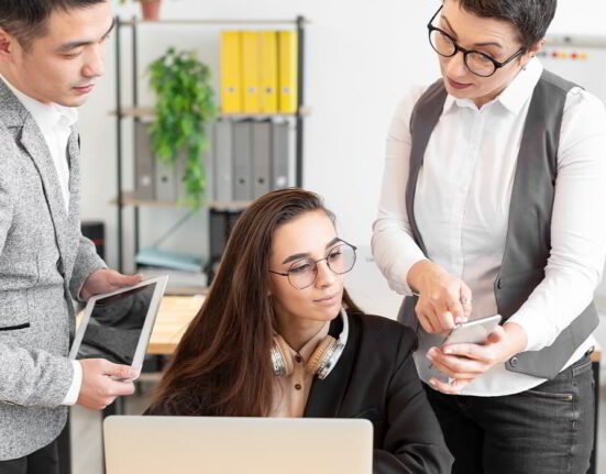 what-strategies-can-employees-use-to-cope-with-difficult-coworkers