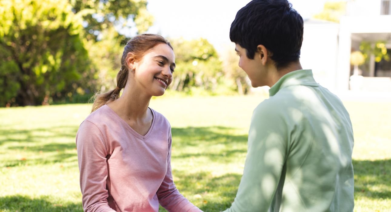 using-gratitude-and-positive-thinking-to-manifest-a-healthy-relationship