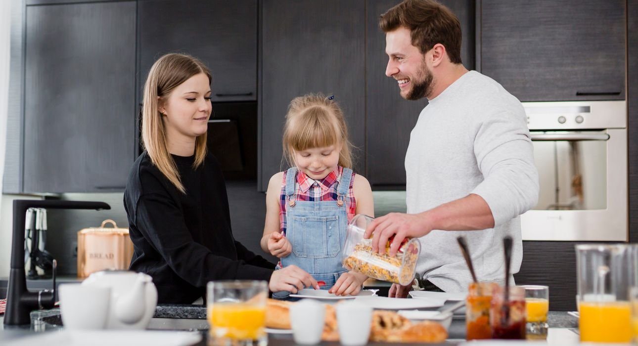 how-shared-experiences-strengthen-family-bonds
