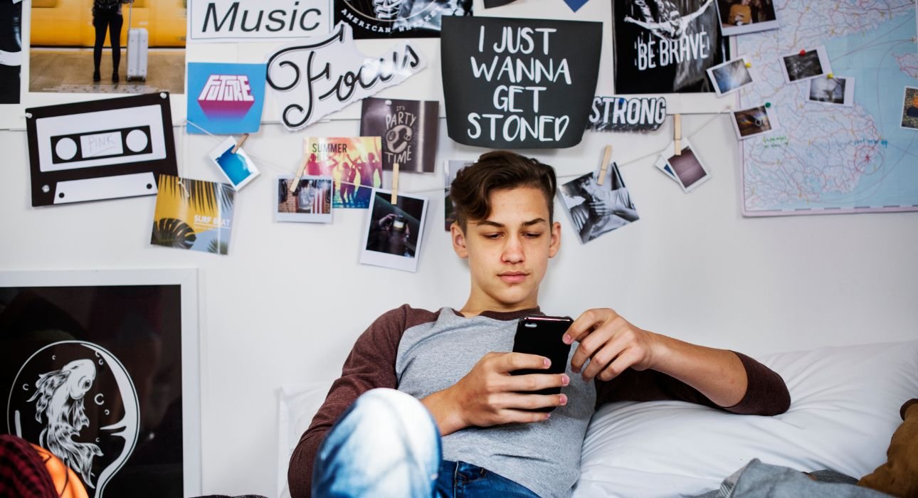 social-media-and-mental-health-hindi