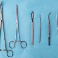 applications-of-crocodile-forceps-in-ent-and-microsurgical-procedures
