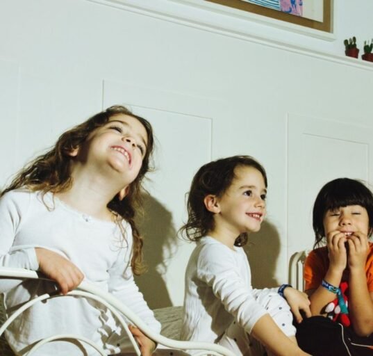 between-love-and-resentment-the-emotional-journey-of-siblings-of-children-with-special-needs
