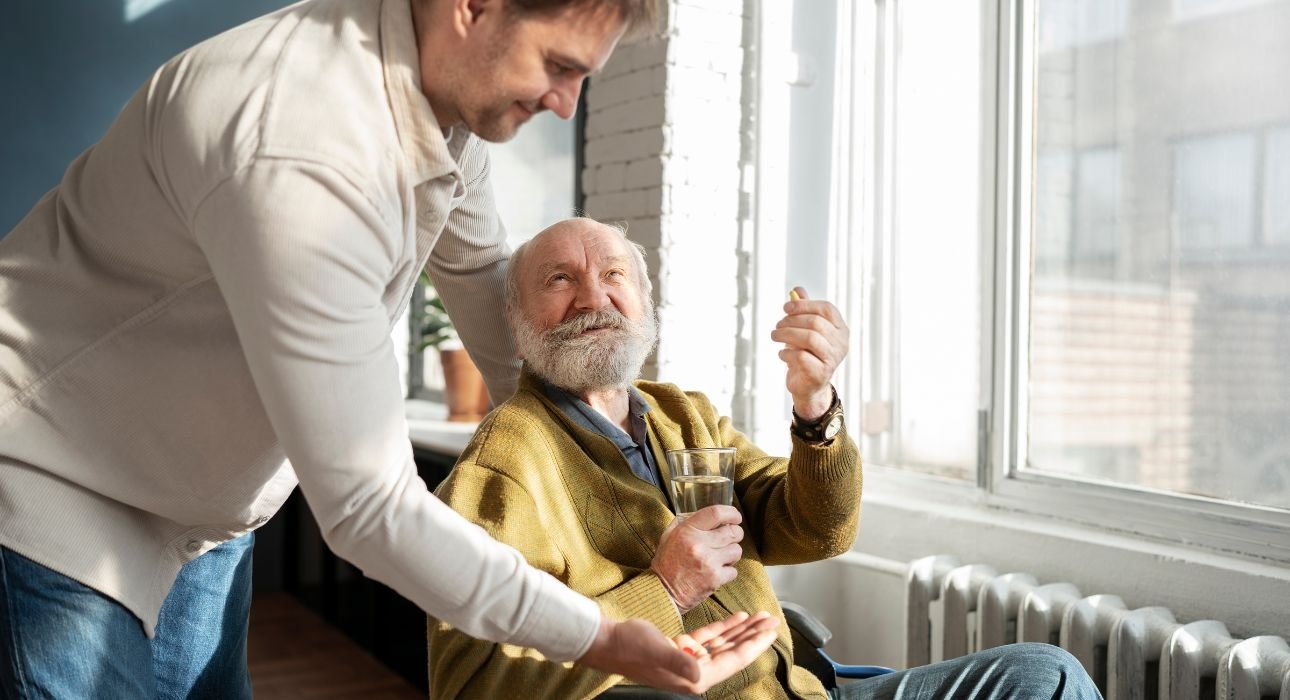 how-to-care-for-someone-with-alzheimers-psychology-backed-tips