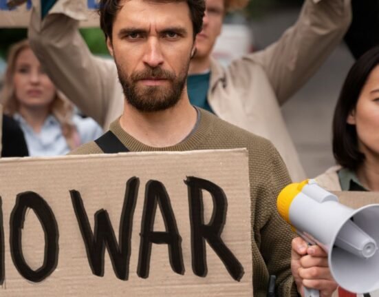 how-to-cope-with-mental-health-in-conflict-zones