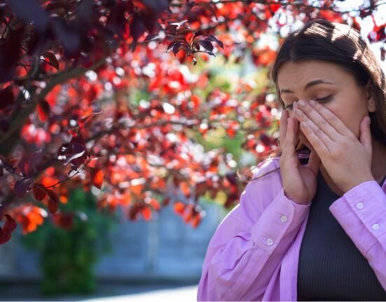 the-hidden-link-between-chronic-allergies-and-anxiety-what-the-research-says