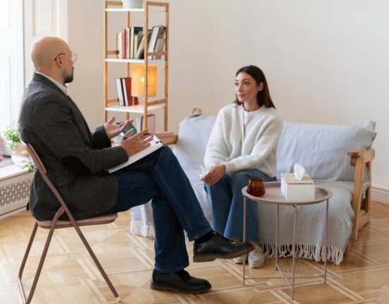 what-does-an-ai-scribe-actually-do-for-therapy-clinics