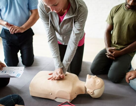 what-does-bls-training-cover-for-emergency-situations