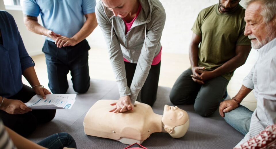 what-does-bls-training-cover-for-emergency-situations