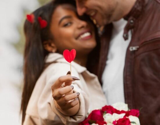 what-makes-love-last-the-science-behind-relationships-that-work