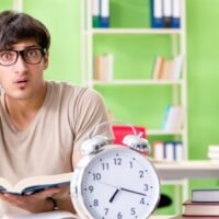 why-we-procrastinate-the-psychology-behind-delayed-decisions-and-how-to-fix-it