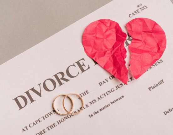 how-divorce-impacts-mental-health-and-family-dynamics