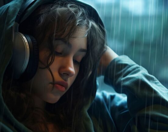 the-science-of-sad-songs-musical-elements-that-trigger-tears