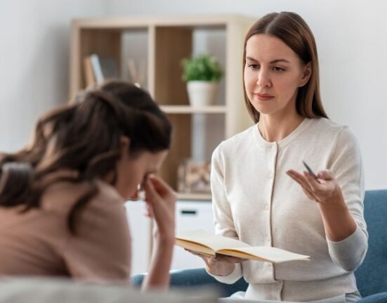 choosing-the-right-therapist-red-flags-you-should-never-ignore