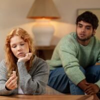 mental-load-in-relationships-what-it-is-and-why-its-often-invisible