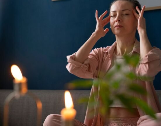 reparenting-yourself-a-self-healing-trend-rooted-in-therapy
