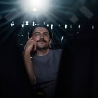 the-spotlight-effect-why-you-think-everyone-notices-your-every-move