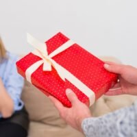 how-to-send-the-right-gift-for-emotional-support