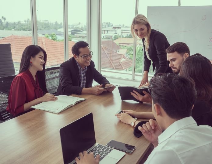 the-psychology-of-workplace-belonging-driving-engagement-productivity-in-hybrid