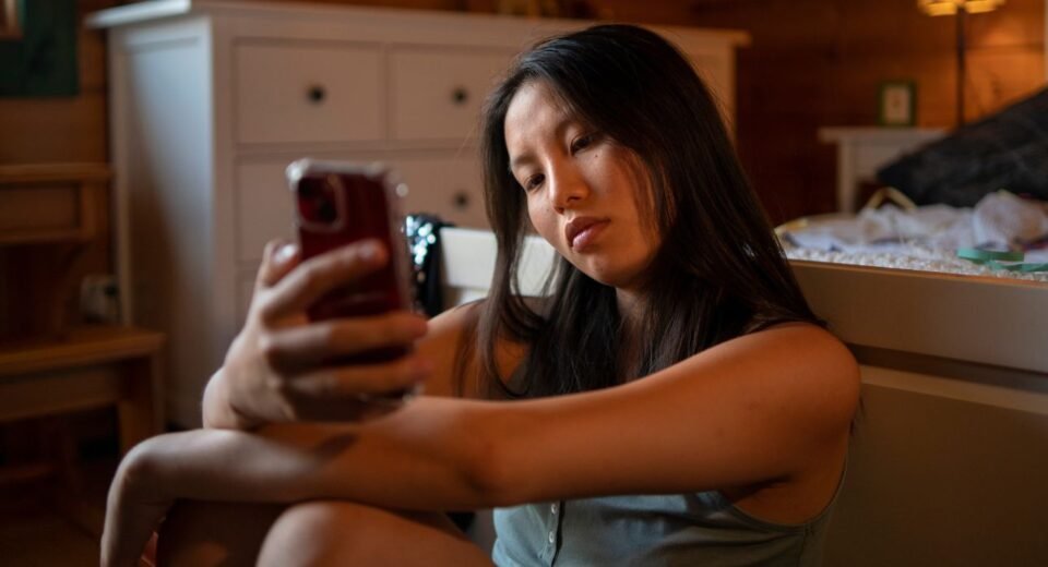 the-hidden-cost-of-status-how-social-media-drives-overspending-and-anxiety