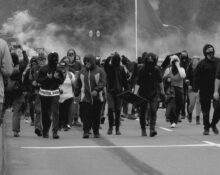 mob-theory-the-psychology-behind-the-behaviour-of-a-huge-crowd