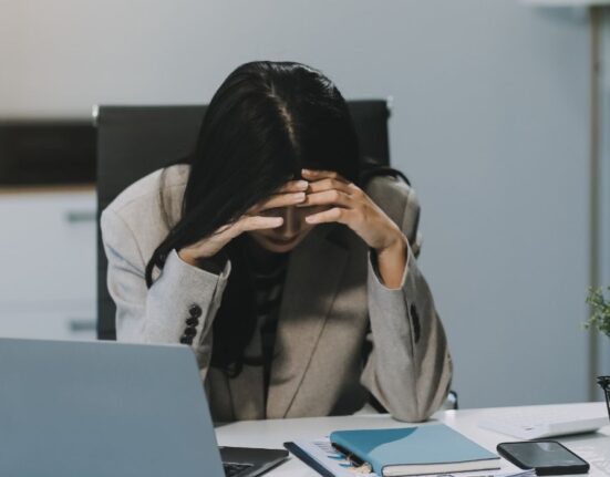 moral-fatigue-in-the-workplace-the-emotional-cost-of-compromising-ethics