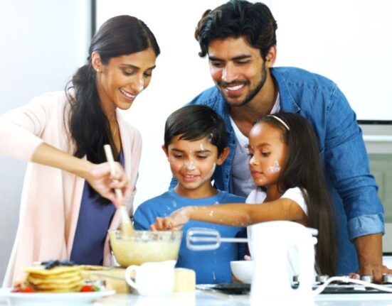 how-adolescents-rebuild-emotional-intimacy-with-parents