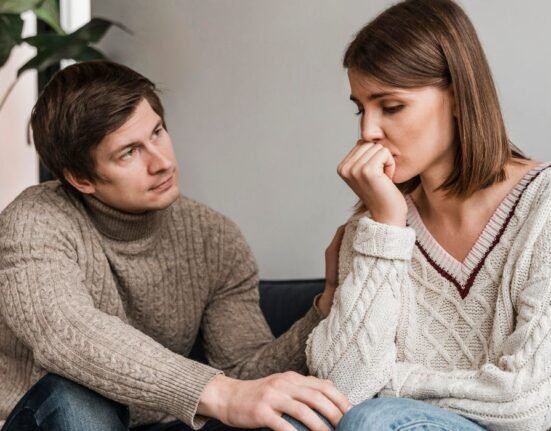 love-beyond-labels-understanding-mood-disorders-in-dating-and-relationships