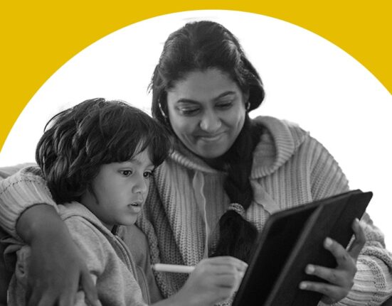 the-role-of-parental-supervision-and-digital-literacy-in-preventing-early-exposure