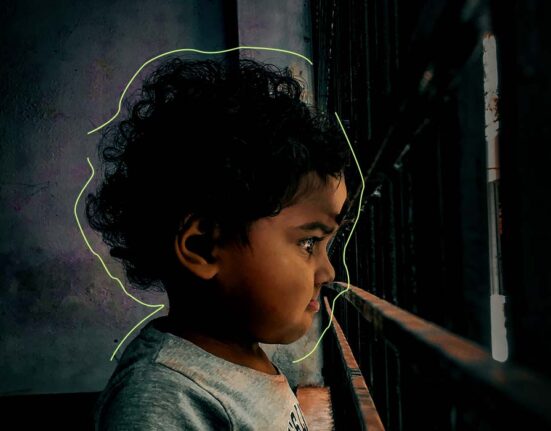 understanding-grief-in-children-psychological-expressions-and-effective-counseling-approaches