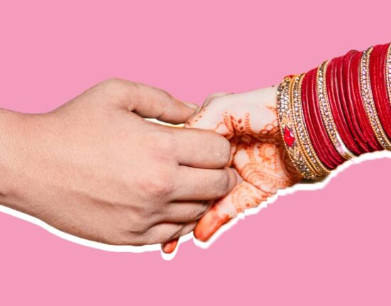 family-expectations-vs-personal-choice-in-modern-weddings-a-psychological-perspective