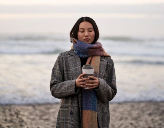 how-seasons-impact-mood-understanding-winter-blues-and-seasonal-depression