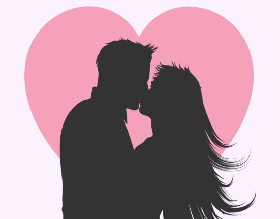 one-kiss-three-brain-chemicals-endless-feelings