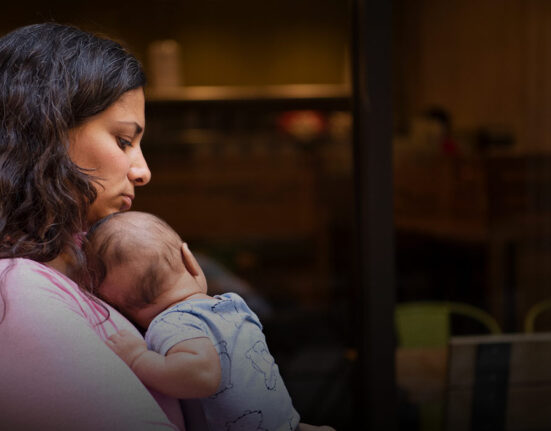 the-hidden-costs-of-motherhood-experts-demand-equal-maternity-care-across-india