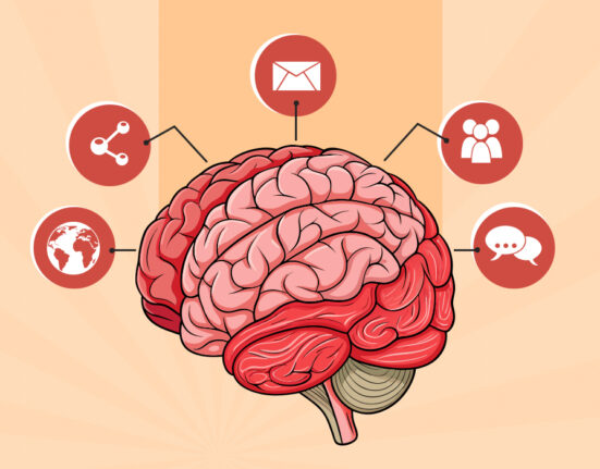 the-digital-amnesia-epidemic-why-saving-everything-means-remembering-nothing