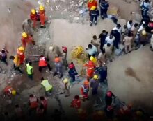 delhi-student-community-helps-building-collapse-victims