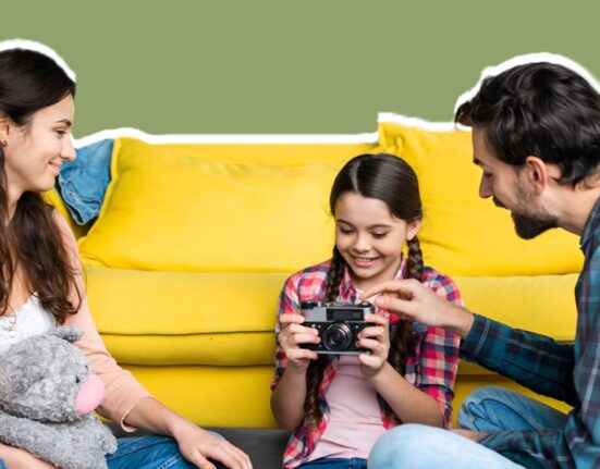 how-parenting-shapes-adolescent-identity-development