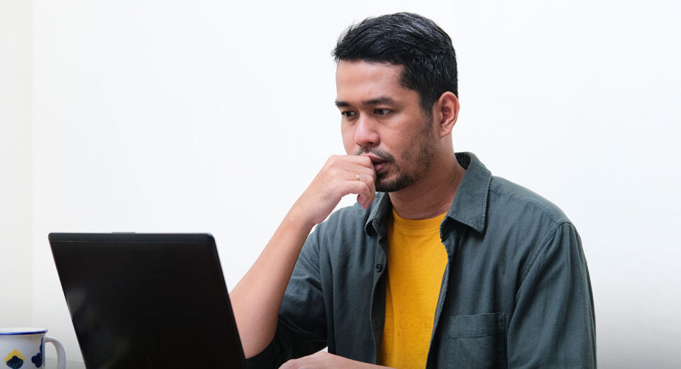 linkedin-study-finds-indian-gen-z-lacks-confidence-to-seek-career-guidance