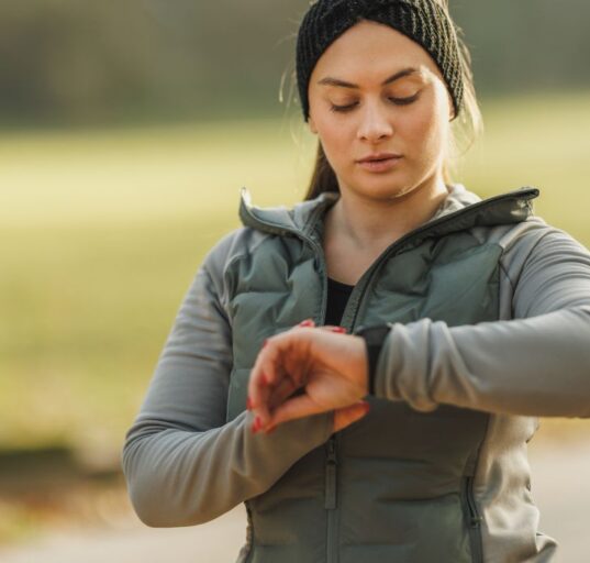 health-tracking-anxiety-when-your-wearable-does-more-harm