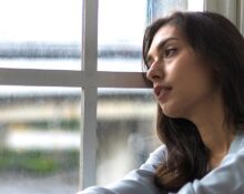 how-internalized-misogyny-shapes-a-daughters-psychological-well-being