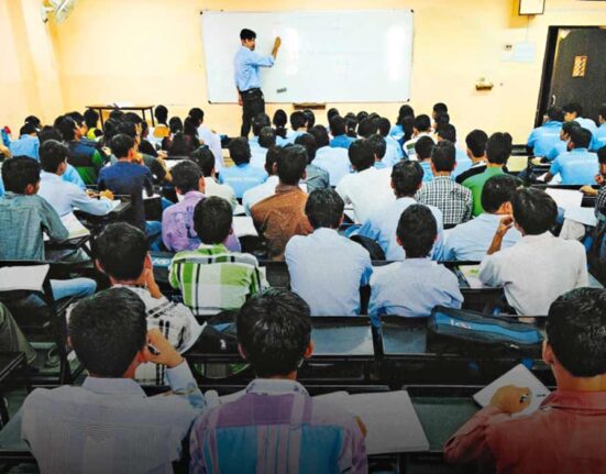 karnataka-bans-students-under-15-from-private-coaching-centers