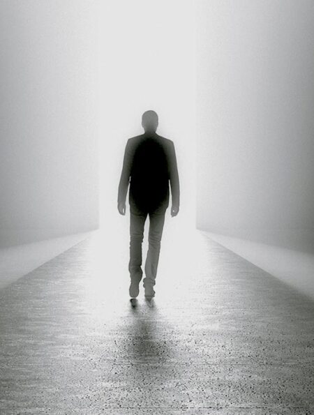 near-death-experiences-what-happens-to-consciousness-at-the-edge-of-death
