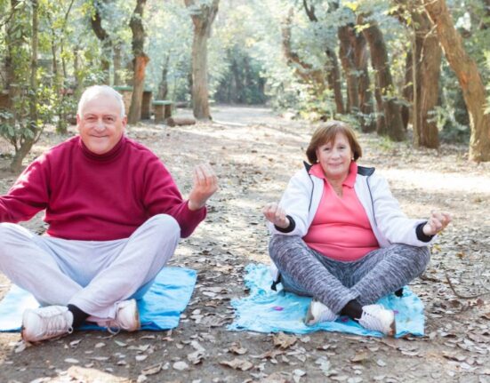 the-psychology-of-longevity-what-helps-us-stay-mentally-well-as-we-age