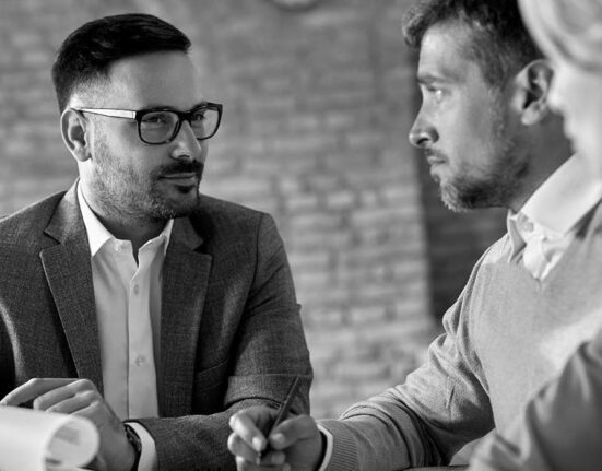 the-psychology-of-workplace-clap-backs
